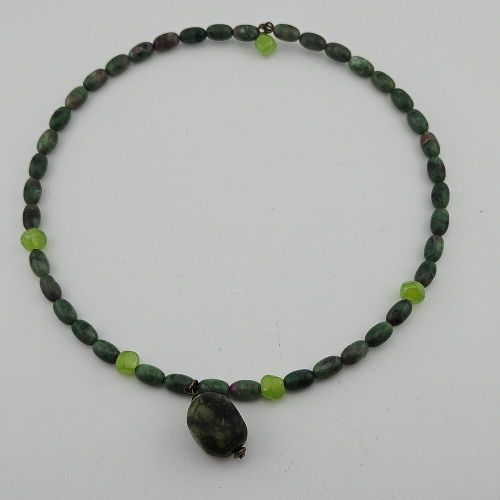 Green Stone Beaded Choker Wire Necklace Hippie Bohemian Earth Tone Forest Nymph